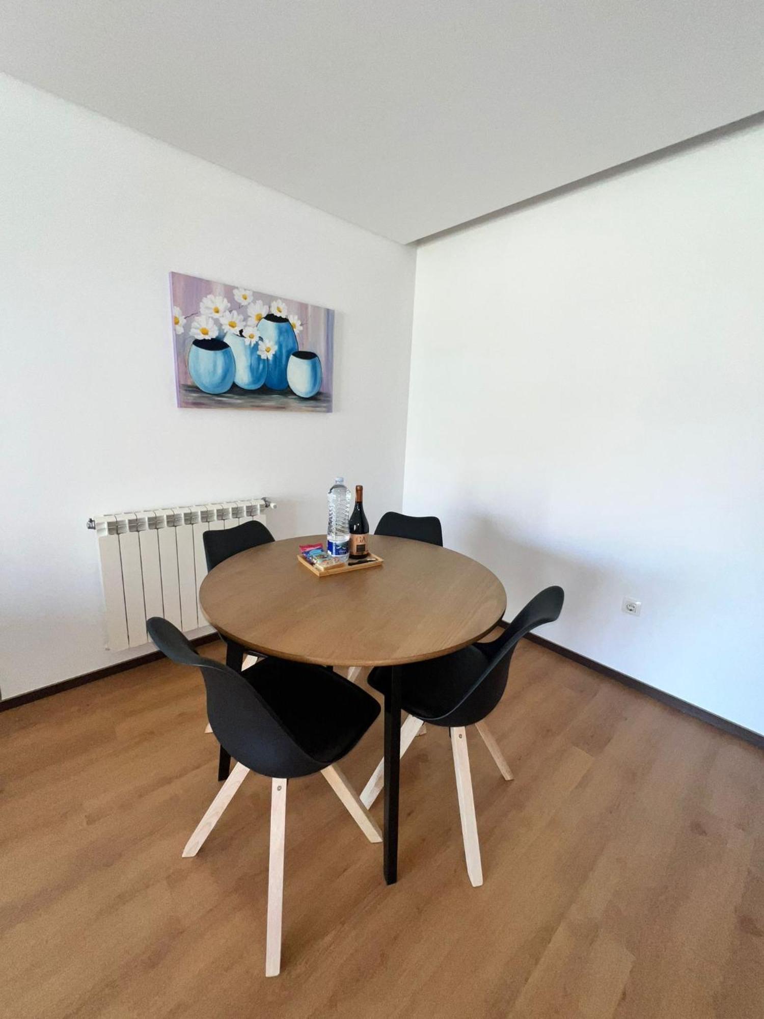 P&H Apartment Авейру Екстер'єр фото